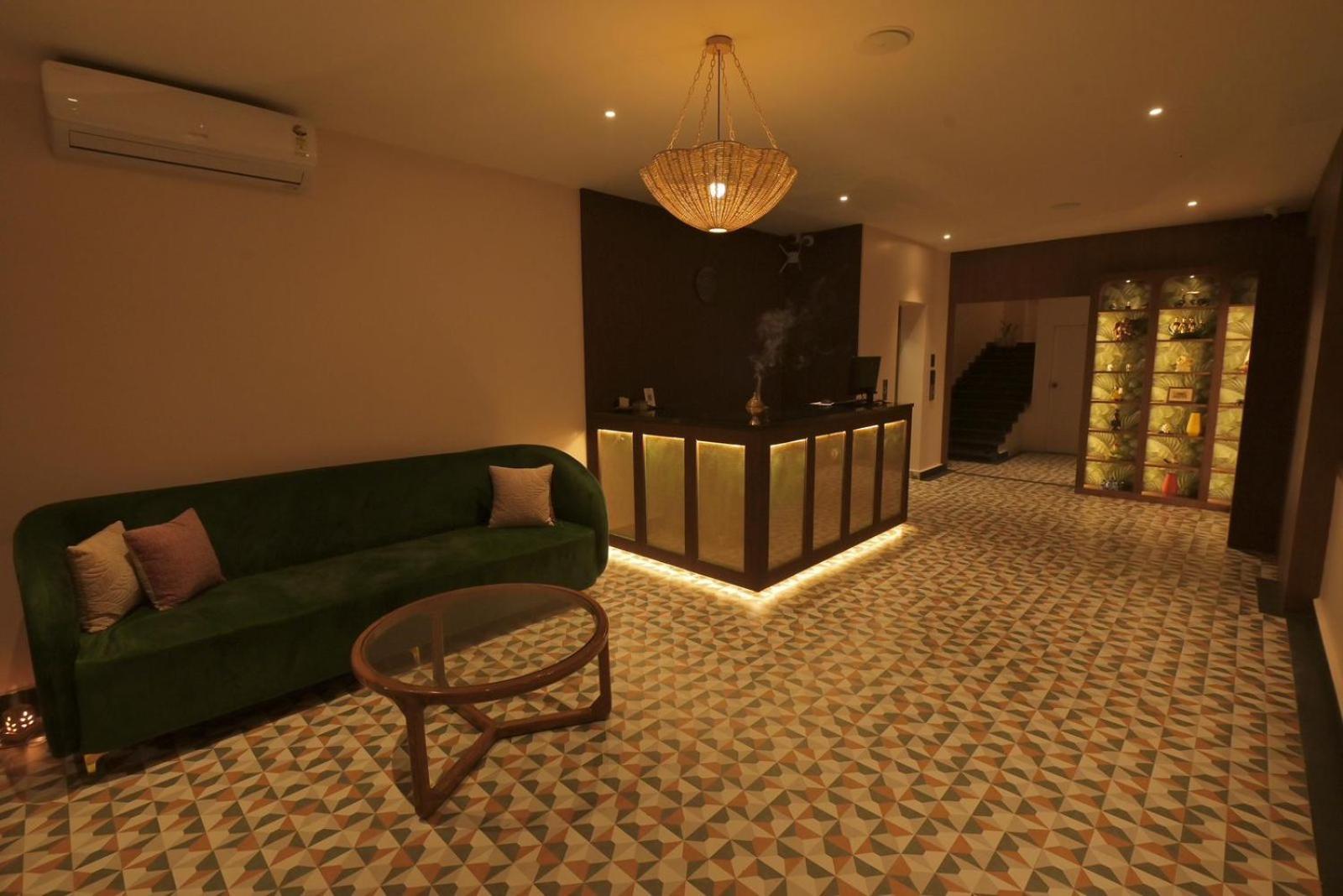 Hotel The Dibrugarh Address Zewnętrze zdjęcie