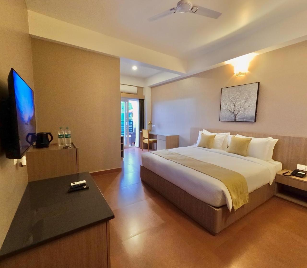 Hotel The Dibrugarh Address Zewnętrze zdjęcie